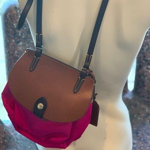 Vintage Dooney & Bourke saddle bag!